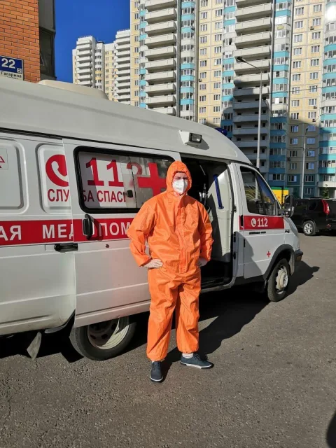 «Единая Россия» помогает там, где особенно нужны люди»: медбрат Георгий Сотиков рассказал о работе в Донецке