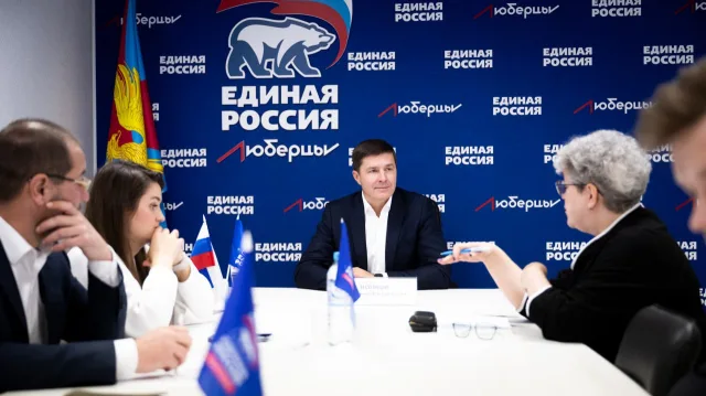 Владимир Волков провёл личный приём граждан