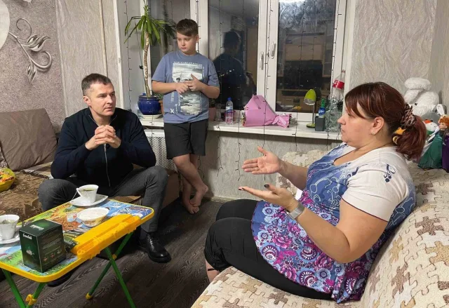 Владимир Волков встретился с семьей мобилизованного из Люберец