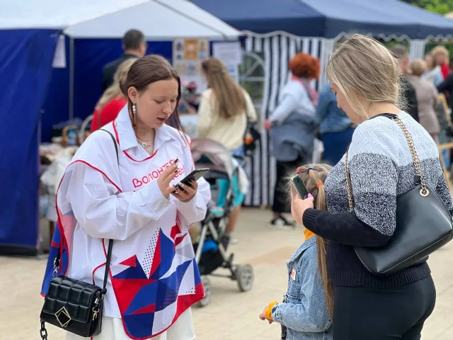 Почти 1,7 тыс. жителям Люберец волонтеры помогли проголосовать за объекты благоустройства