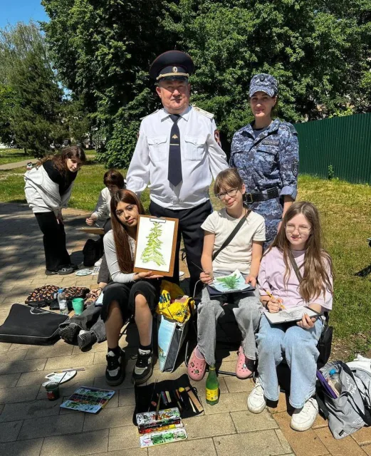Росгвардейцы Люберец организовали и провели конкурс детских рисунков