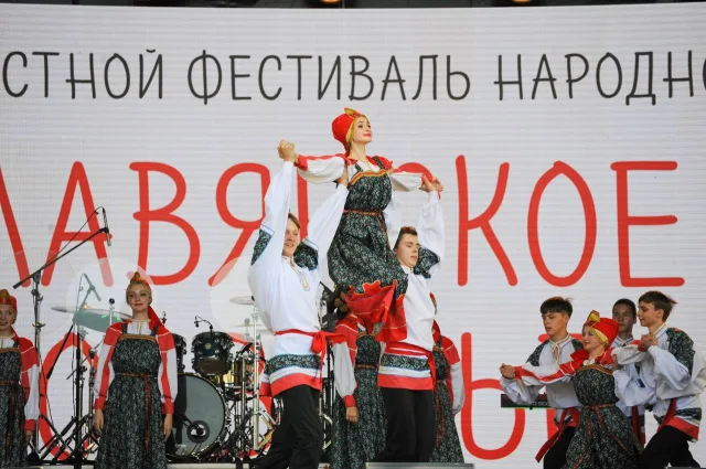 Три танцевальных коллектива Люберец стали лауреатами областного фестиваля-конкурса народного творчества