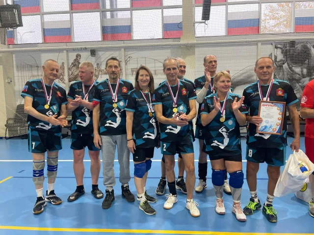 Люберецкая команда долголетов победила в финале областного турнира по волейболу 