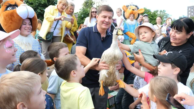 Наташинский парк Люберец пополнился утками, белками и новыми кустарниками