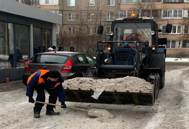 В Люберцах с дорог вывезли почти 2, 8 тысячи кубических метров снега за неделю
