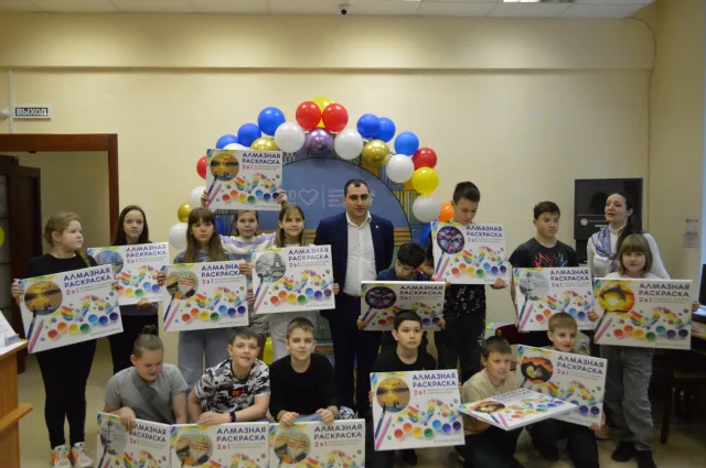 В День русского языка юным жителям Люберец подарили книги