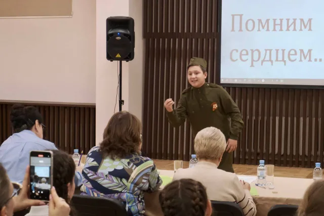 Более 80 школьников Люберец приняли участие в конкурсе чтецов «Помним сердцем»
