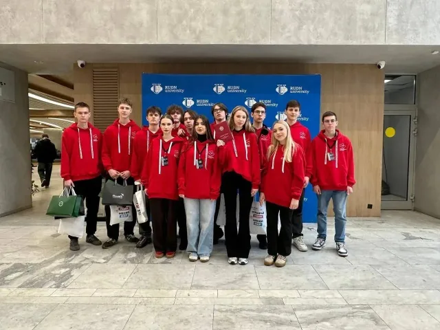 Еще 12 дипломов завоевали люберецкие школьники на заключительном этапе Всероссийской олимпиады школьников