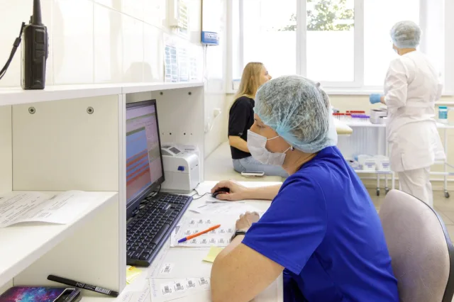 В поликлинике Люберец для взрослых проводят вакцинацию от ветряной оспы