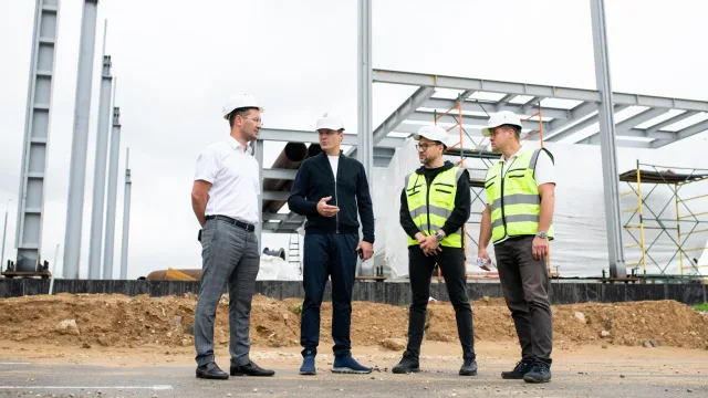 Владимир Волков проверил строительство новой котельной в поселке Люберец