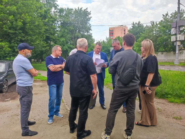 Зоны для организации парковочного пространства на придомовой территории определили в Люберцах