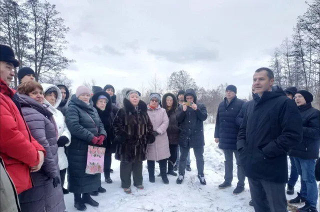 Владимир Волков обсудил с жителями концепцию благоустройства парка в деревне Люберец