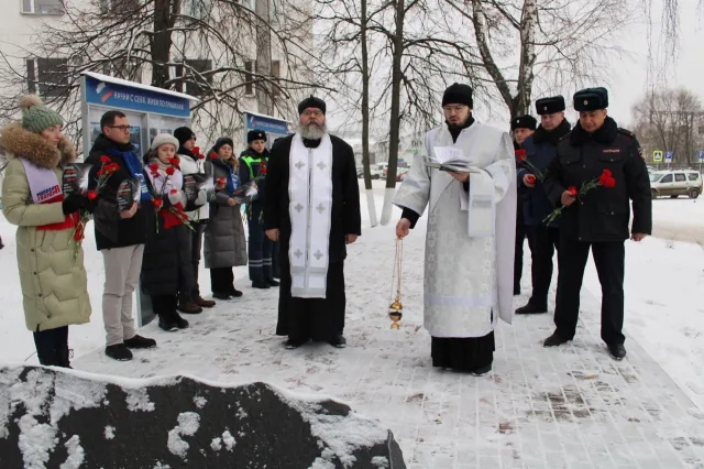 Жители Люберец почтили память погибших в ДТП