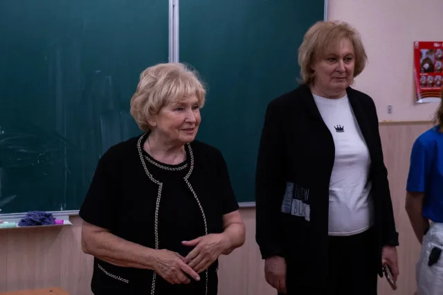 Летний школьный лагерь в Люберцах посетили депутаты и активисты «Единой России»