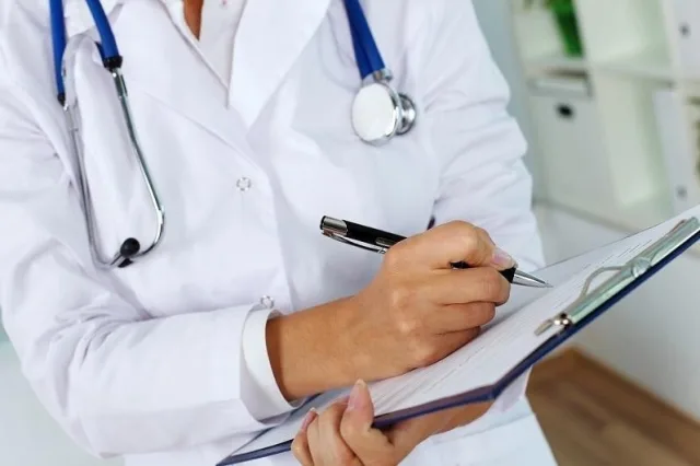 В Люберцах врачи, фельдшеры и участковые медсёстры будут получать ежемесячные доплаты