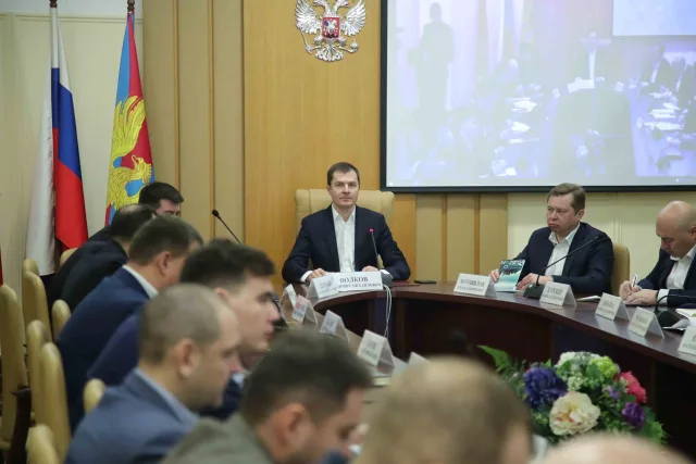 Владимир Волков провел оперативное совещание в Люберцах