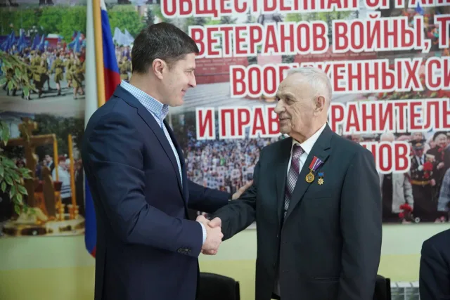 Владимир Волков поздравил с 85-летием председателя Совета ветеранов Люберец