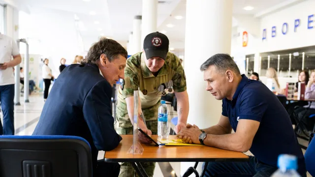 Более 100 вакансий создано в Люберцах для участников специальной военной операции