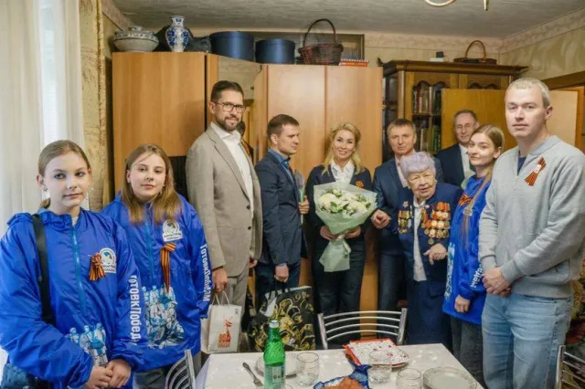 Депутаты «Единой России» поздравили участников Великой Отечественной войны из Люберец