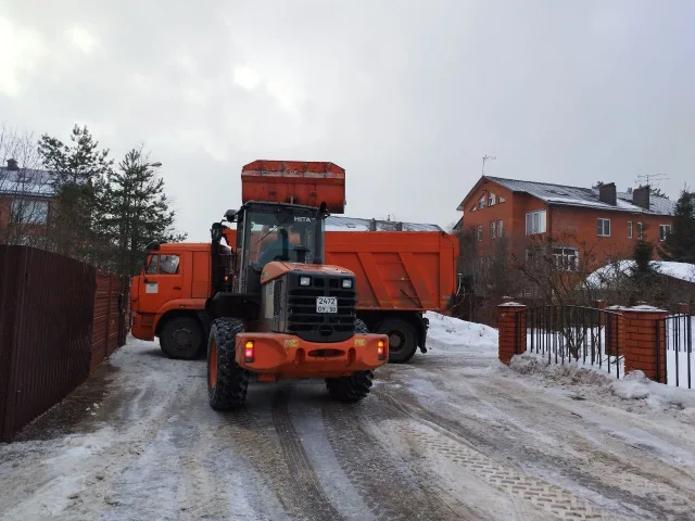 В Люберцах за зимний период с дорог вывезли более 33,5 тысяч кубометров снега