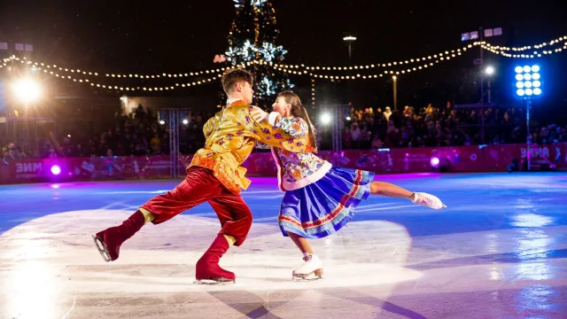 Ледовое представление «Новогодний самовар» прошло в Люберцах