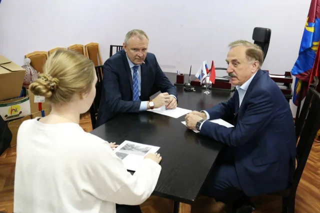 Владимир Ружицкий ответил на вопросы жителей Люберец во время приема