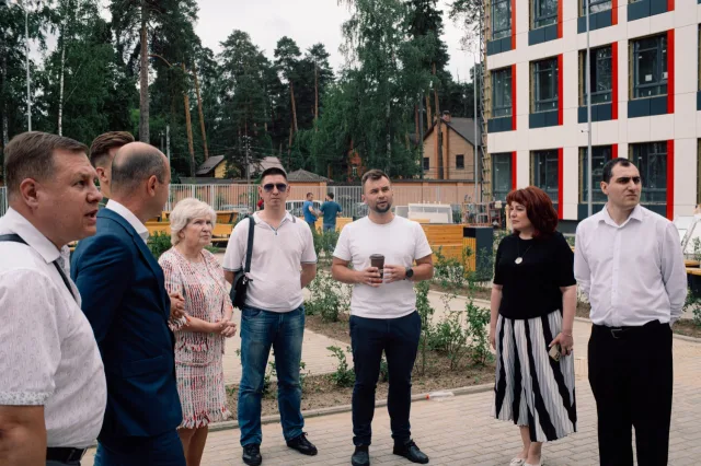Лидия Антонова проверила строительство образовательных учреждений в Люберцах
