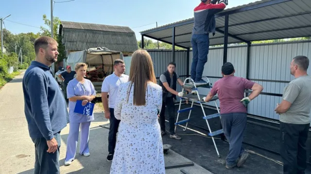 В деревне Люберец установили новую контейнерную площадку