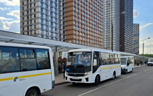 На шесть маршрутов в Люберцах вышли 23 новых пассажирских автобуса