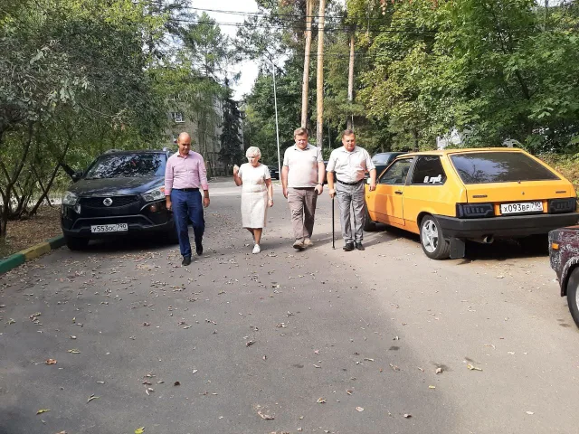 Лидия Антонова проинспектировала качество проведённых работ по благоустройству дворов Люберец