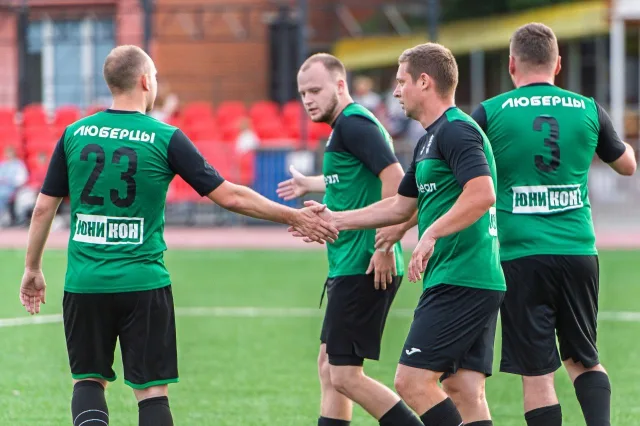 ФК «Малаховка» громит ФК «МЭЗ»: результаты матчей X тура Первенства Люберец по футболу