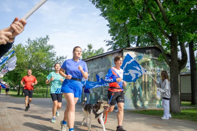 Более 200 жителей Люберец приняли участие в праздничном забеге, посвящённом Дню России