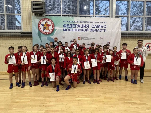 Пять призовых мест заняли спортсмены Люберец на областном первенстве по самбо