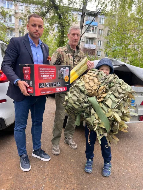 Дмитрий Кудинов передал гуманитарную помощь бойцам 752-го гвардейского мотострелкового полка