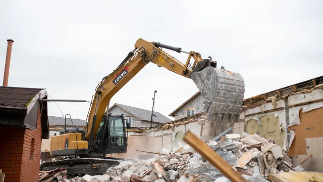 В Люберцах за полгода снесли 17 незаконных строений