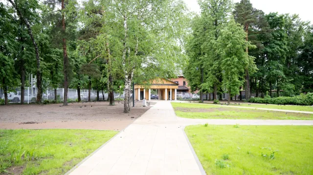 Летний парк в поселке Малаховка планируется открыть для посещения в июне 2026 года
