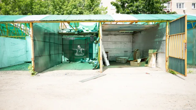 Незаконную парковку на 64 машиноместа демонтируют в Люберцах