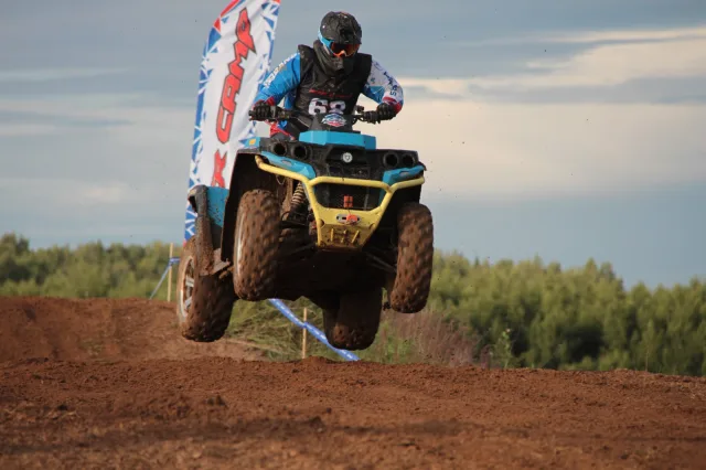 Более шестидесяти гонщиков примут участие в открытом турнире по квадро-мото гонкам в Люберцах