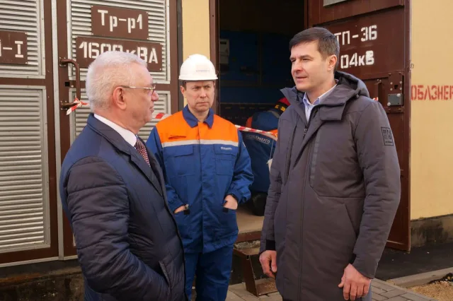 Владимир Волков осмотрел работу трансформаторных подстанций Люберец