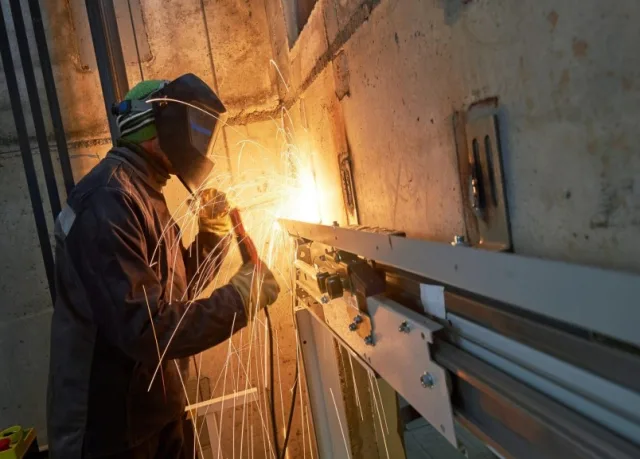 В Люберцах в этом году в жилых домах заменят 16 лифтов