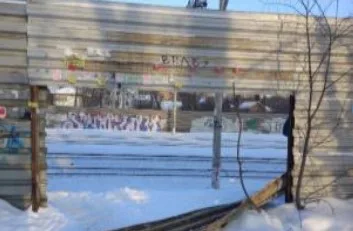 В Люберцах за месяц на десяти участках железной дороги восстановили поломанные ограждения