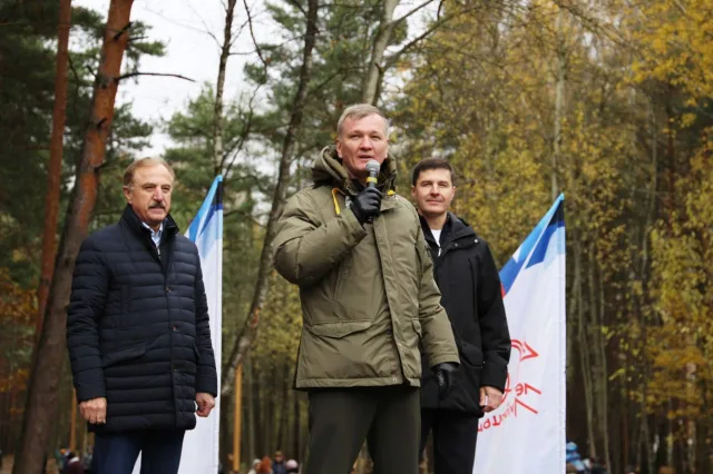 Партийцы приняли участие в торжественном открытии нового парка в поселке Люберец