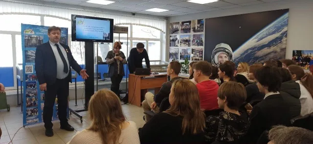 Более ста школьников посетили Единый день открытых дверей в техникуме Люберец