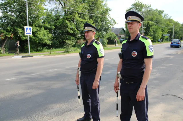 Инспекторы ГАИ Люберец проверили на трезвость во время рейда почти сто водителей