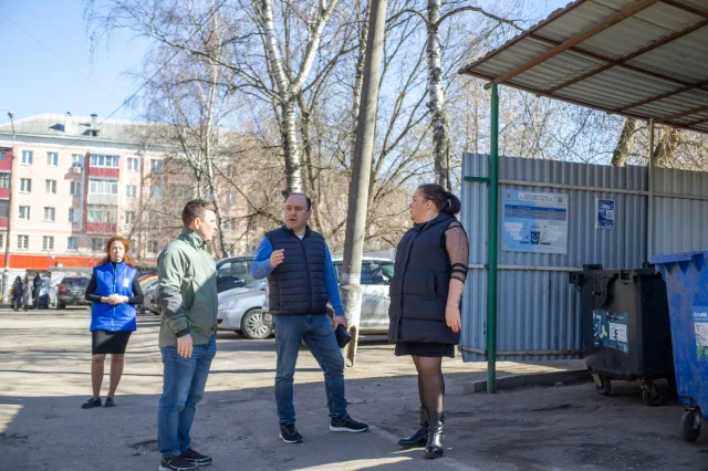 Состояние контейнерных площадок проверили в Люберцах