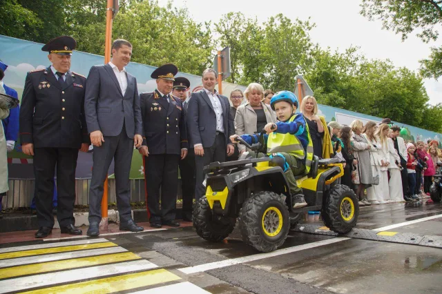 Владимир Волков принял участие в открытии специализированного автогородка в парке Люберец