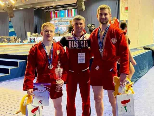 Самбисты Люберец завоевали 3 медали на международном турнире на призы Президента Беларуси
