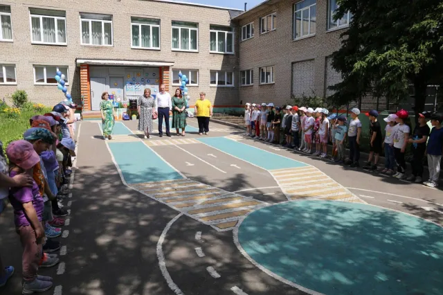 Воспитанникам детского сада в Люберцах рассказали о правилах безопасности на дорогах