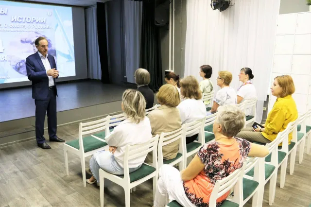 Владимир Ружицкий поздравил жителей Люберец с предстоящим Днём ВМФ