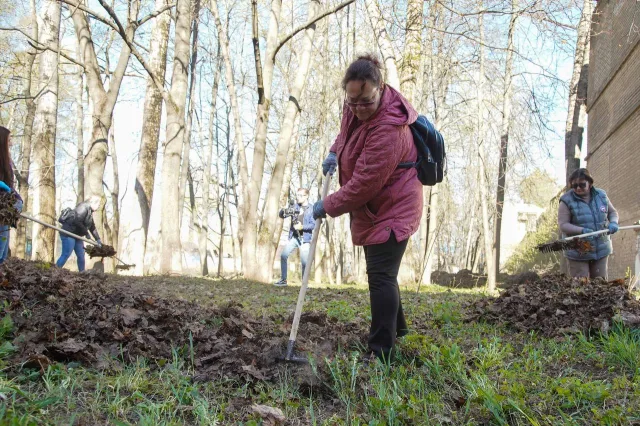 В Люберцах во время общеобластного субботника собрали более 22,2 тысячи кубометров мусора